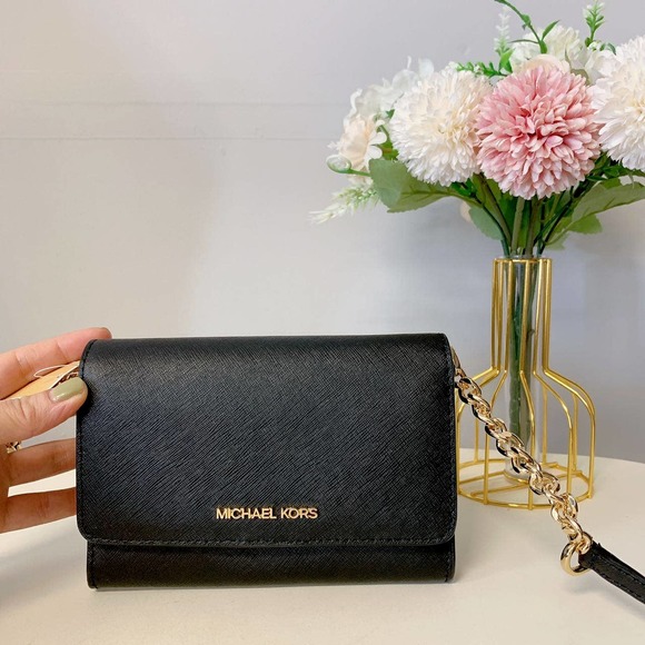 Michael Kors Handbags - Michael Kors 35S0GTVC2L Jet Set Travel Medium Phone Crossbody Pebbled Leather